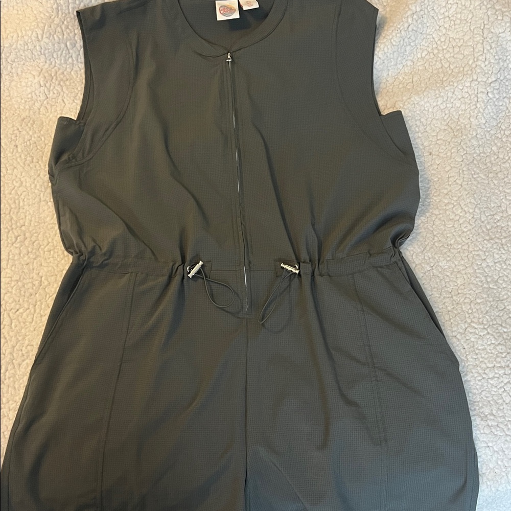 Woman’s Sleeveless Zip-Front Utility in sage green Romper